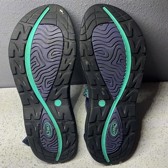 💙💙 Chaco Sandals 💙💙 - Picture 5 of 6